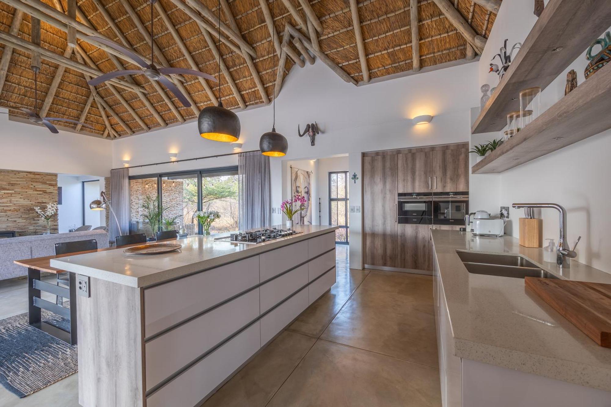 Villa Lanterfant - Luxury Stay In Nature - Solar Powered Hoedspruit Exterior photo