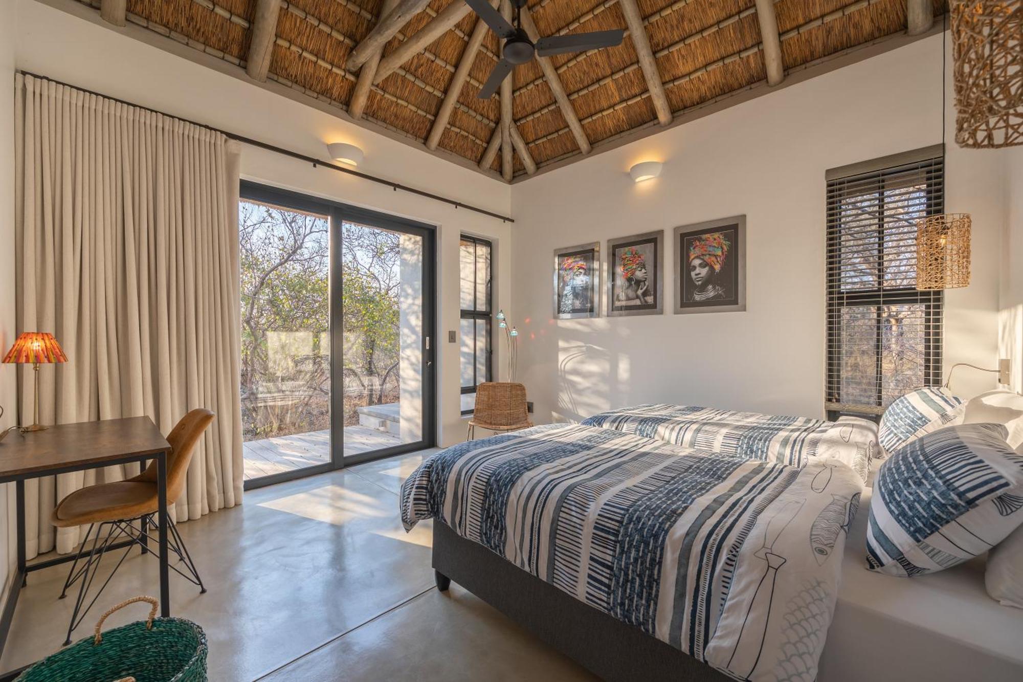 Villa Lanterfant - Luxury Stay In Nature - Solar Powered Hoedspruit Exterior photo